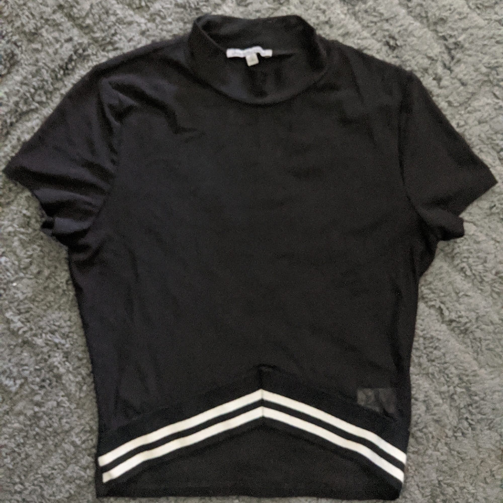 Black mesh tee